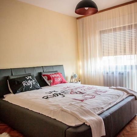 Apartmani La Sa Осиек Экстерьер фото